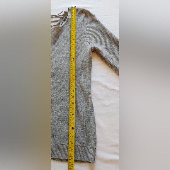 Soho NY&C Sweater Shirt Top Blouse Size Medium Women’s back tie Top NWT - Picture 11 of 11